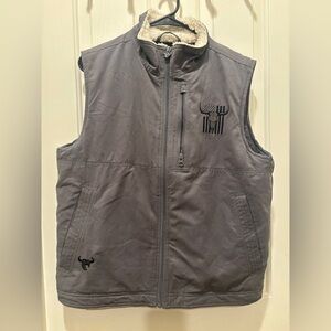 Conceal carry vest Cowboy Hardware Men's Skull Flag Concealed Carry Vest